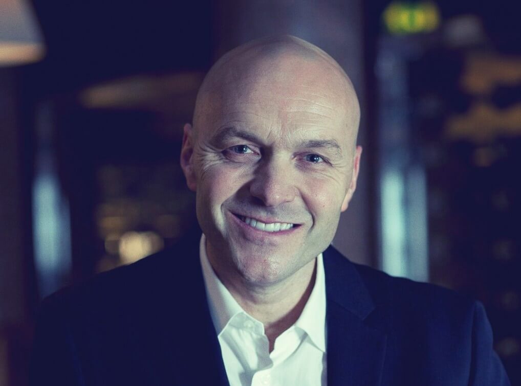 Simon Rimmer effected 1018x755