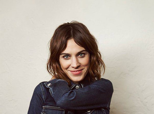 Alexa Chung MN2S