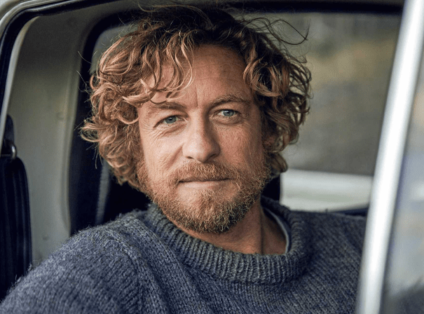 Simon Baker