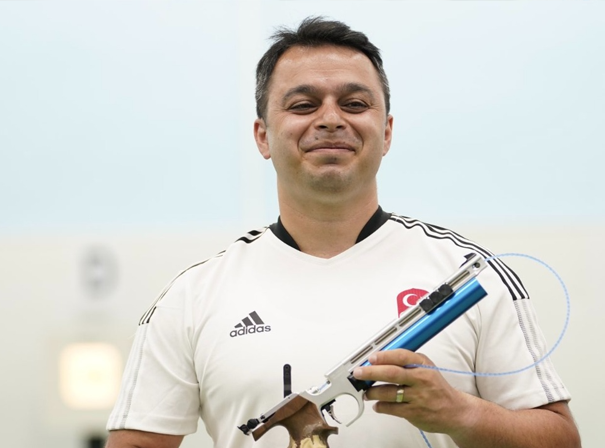 İsmail Keleş