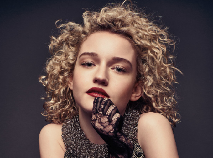 Julia Garner
