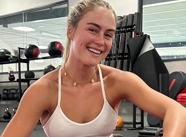 Steph Claire Smith