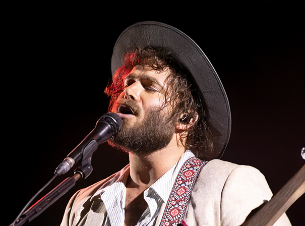 Angus Stone