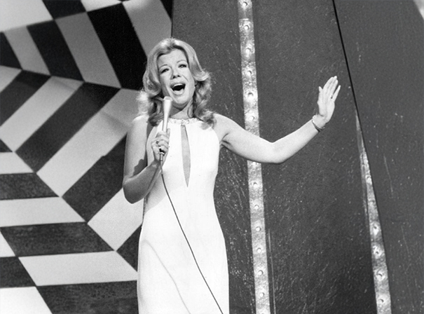 Vikki Carr