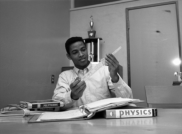 Gene Washington