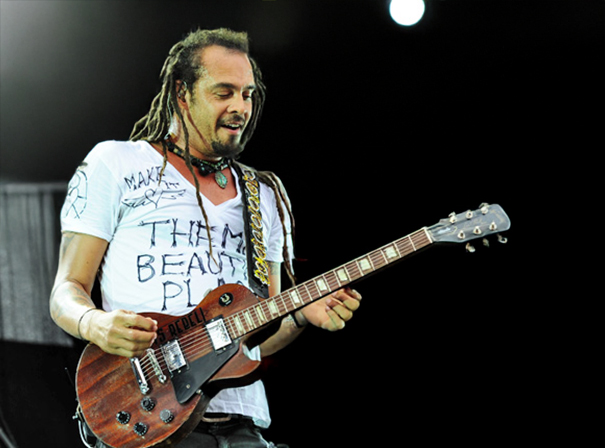 Michael Franti & Spearhead